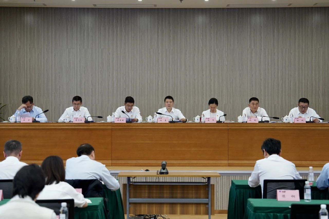 5ddf0f05-08a8-4132-a592-e9eefefdf47c