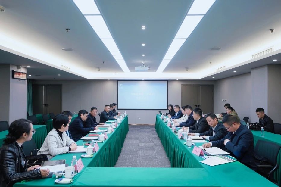 省首页- yl6809永利集团中国官方网站集团与青川县进行座谈互换会