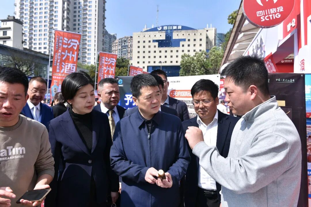 d0b7d7df-e41d-41bb-a648-0ed5aff3dcda 省首页- yl6809永利集团中国官方网站集团党委书记、董事长游勇带队查抄锦江宾馆春季酒类洽谈会